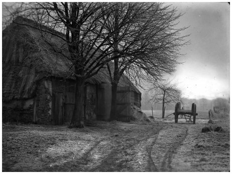 Oude Boerderij in de Winter.